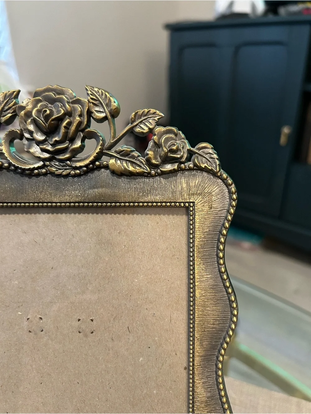 Ornate rose metal gold table top frame